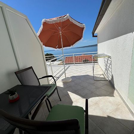 Apartments Emilija Brela Exterior foto