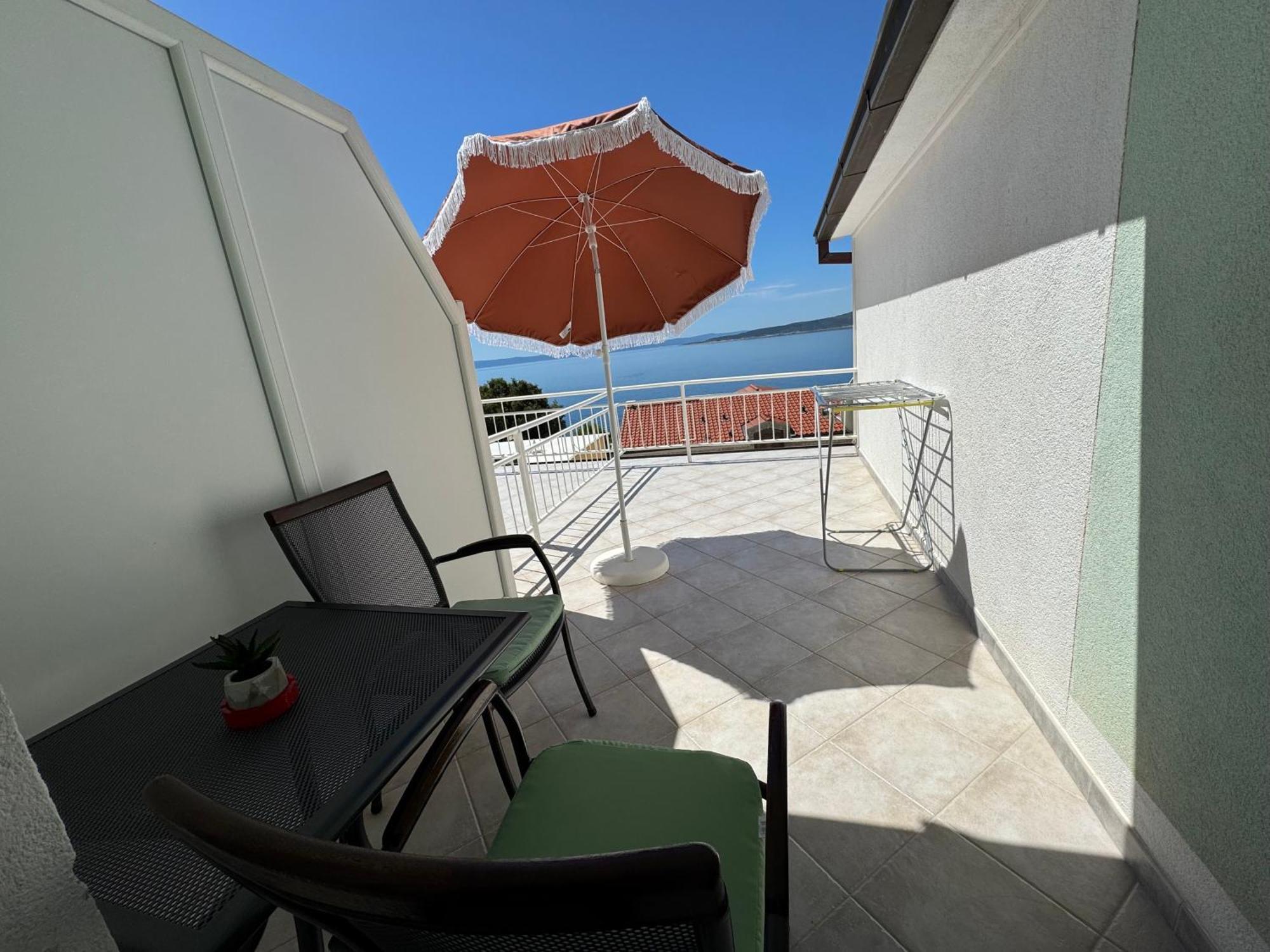 Apartments Emilija Brela Exterior foto